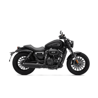 Keeway V302C Negro – La Esencia Bobber en su Estado más Puro